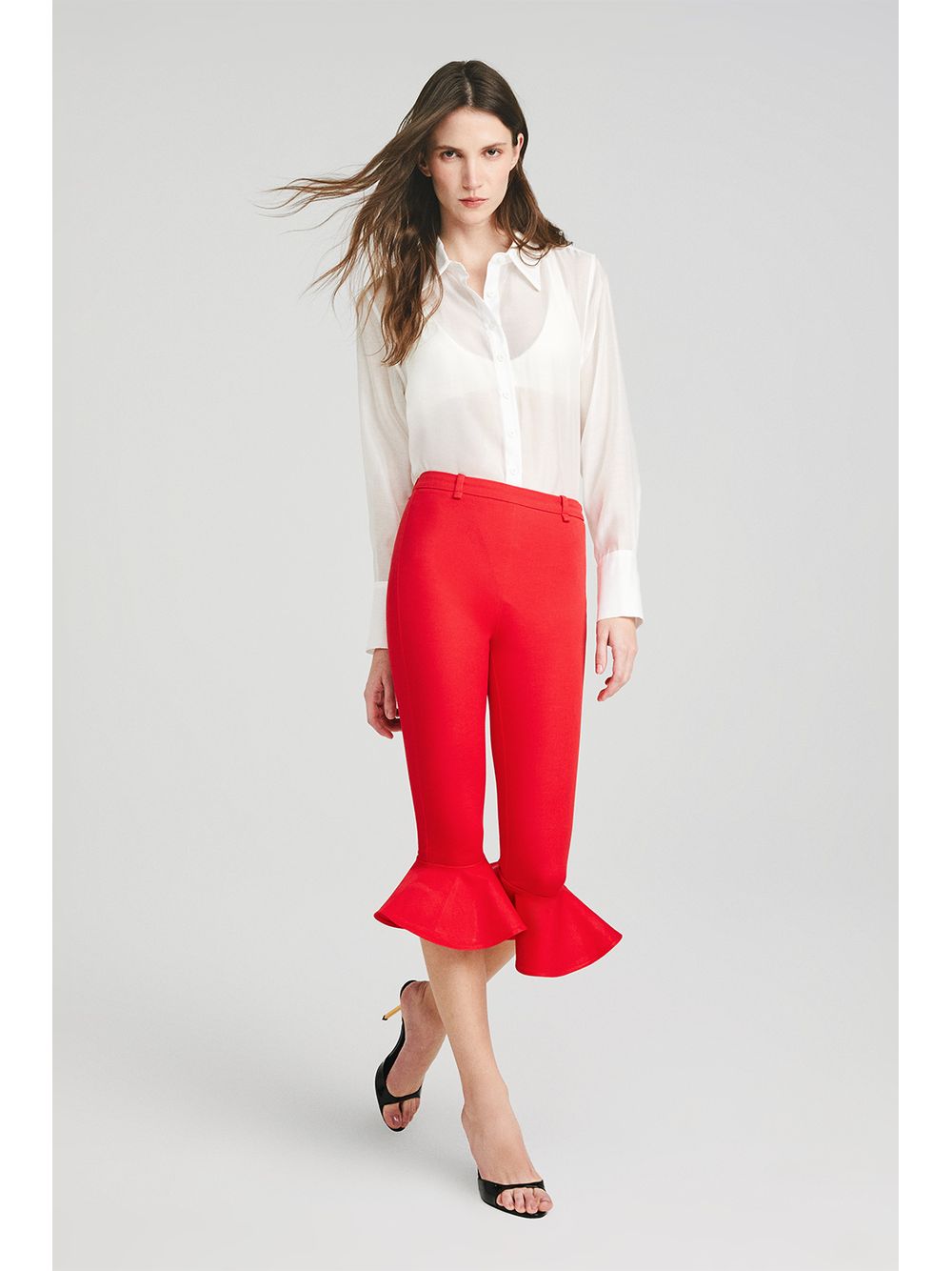 By NV — Calça Corsário Babado Roberta - Vermelho Salsa
