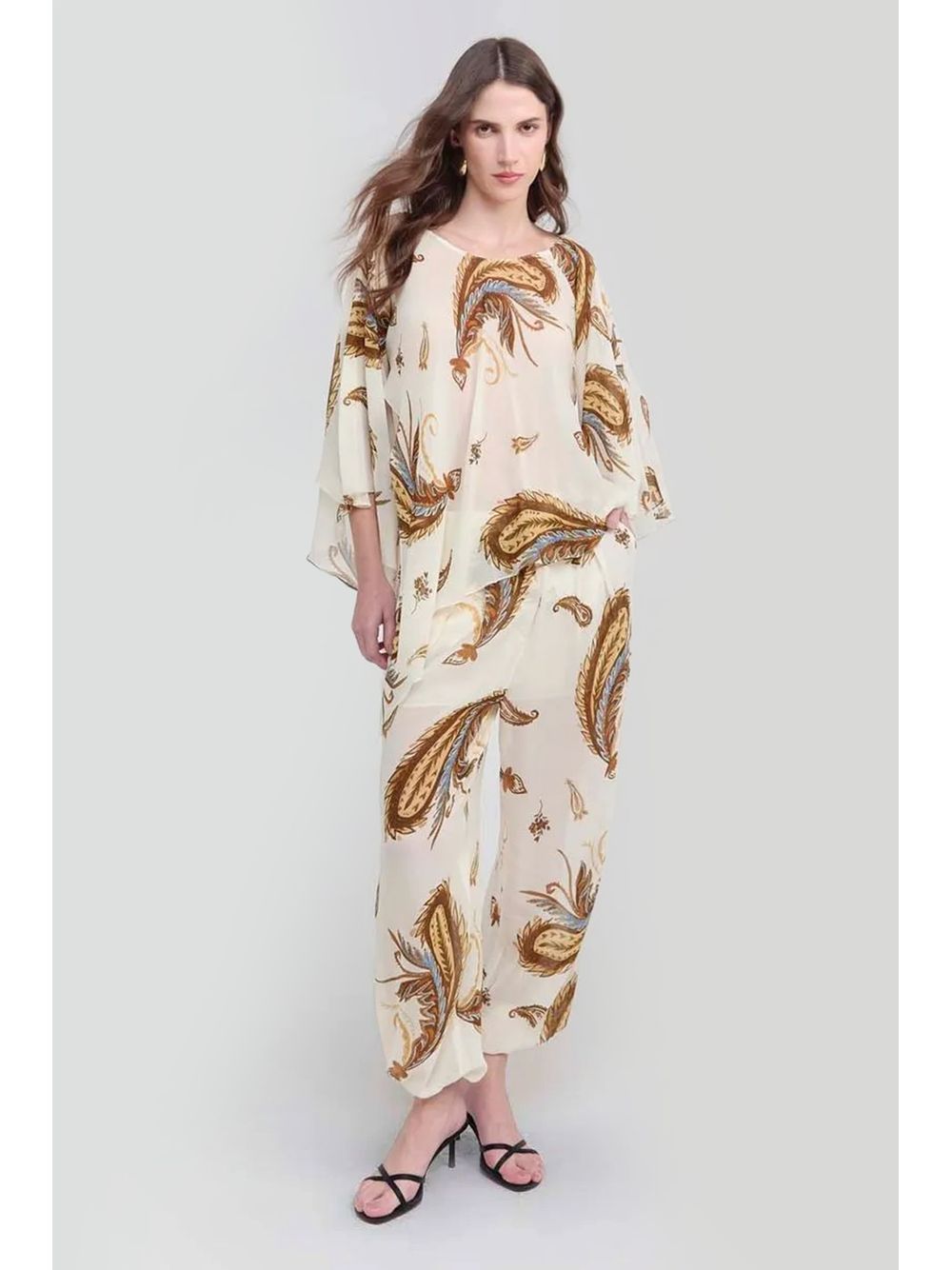 By NV — Calça Larissa - Est. Scarf Golden Corrida