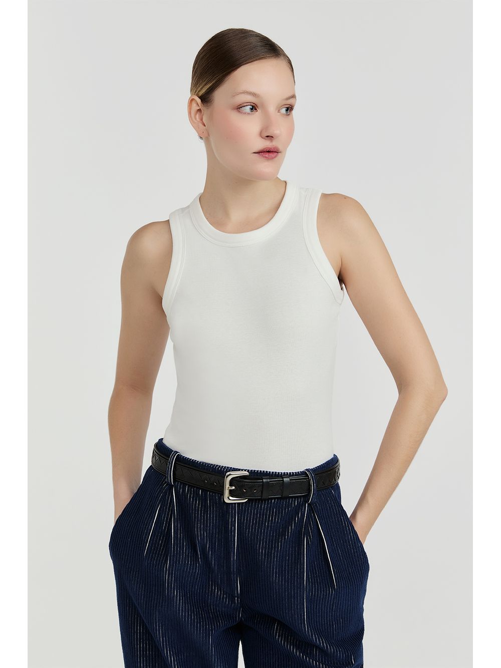 By NV — Regata Valentina - Off White