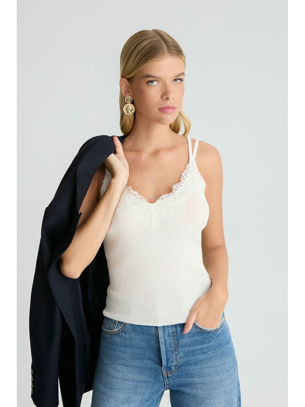 By NV — Regata Nina - Off White